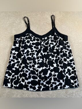 New York & Company Tank Black White Floral Spaghetti Strap V Neck Women's Medium